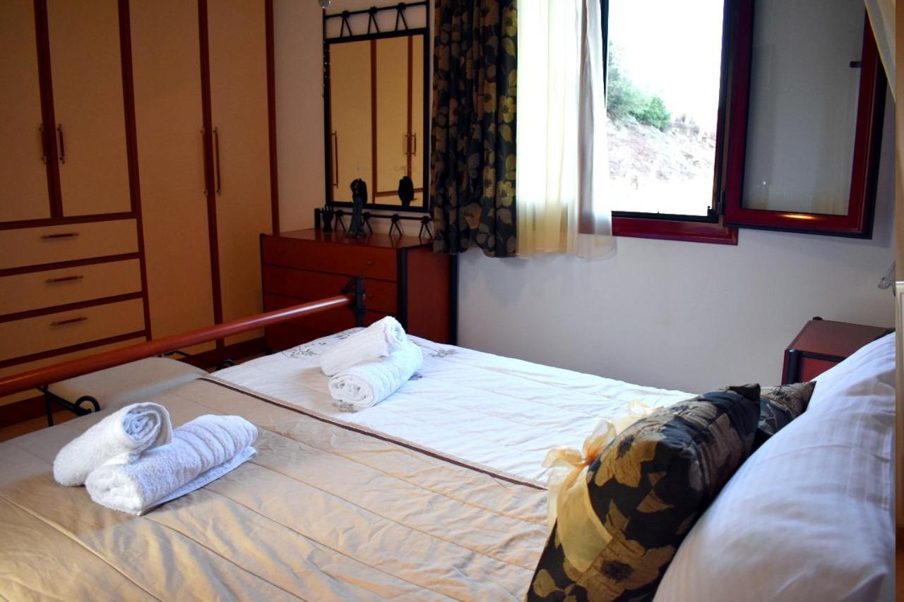 Irene'S Comfort Villa Nea Epidavros Exterior foto